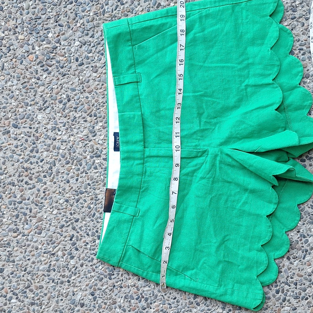 NWT 4" J. Crew Kelly Green Scalloped Hem Cotton Linen Shorts Size 10 - Picture 4 of 11